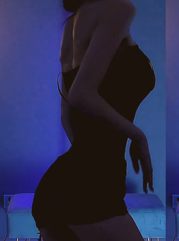 一种亲密的关系。这次“火箭飞机福利”活动，不仅让观众们感受到了小南南的真诚和幽默，同时也为他们带来了一场精彩的视听盛宴。快来收藏这份11.11G的珍贵福利吧！