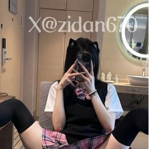 紫蛋反差女神新作6部视频合集16v每个2.8g收藏热度高达369