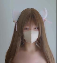 糖心联名魅力展现：26分钟高评分优质自拍视频，嫩肤手势与车衣互动，绝对养眼！