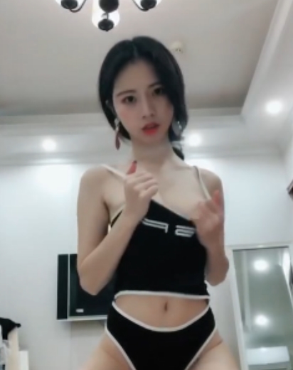 浜烘皵涓绘挱涓戞洣(鏇︾啓鐔)+92G鍚堥泦+琛
