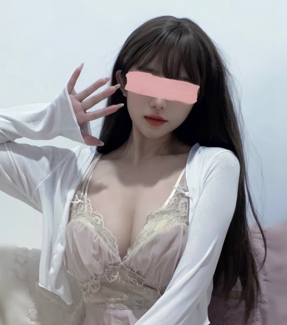 小粥+举牌定制私拍+9v584m