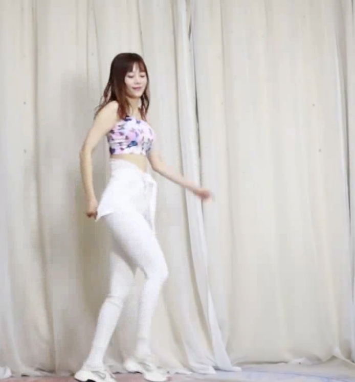 [转载搬运]+巧小君好看专栏17期18期18期合集广场舞热舞+[36V+16G][百度盘]