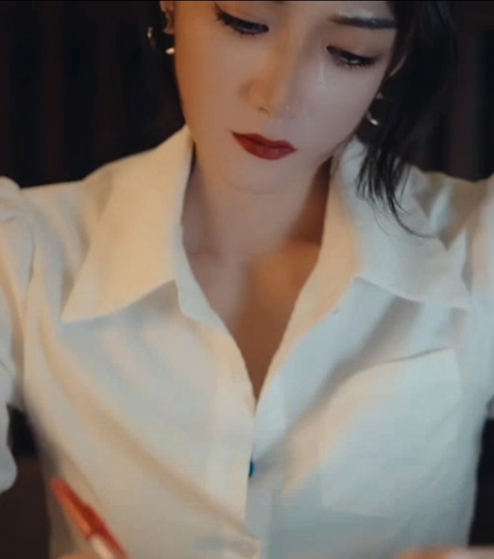 [自行打包]+小江疏影《多乙》+开放女主编被无名作家老王无屏障D某处+[1v+1.5G][百度盘]