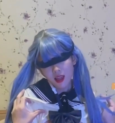 [自行打包]+爆玩水手服装少女+上位顶撞某处完全互动+粗D进入弄到小...+[1v+1.16G][百度盘]