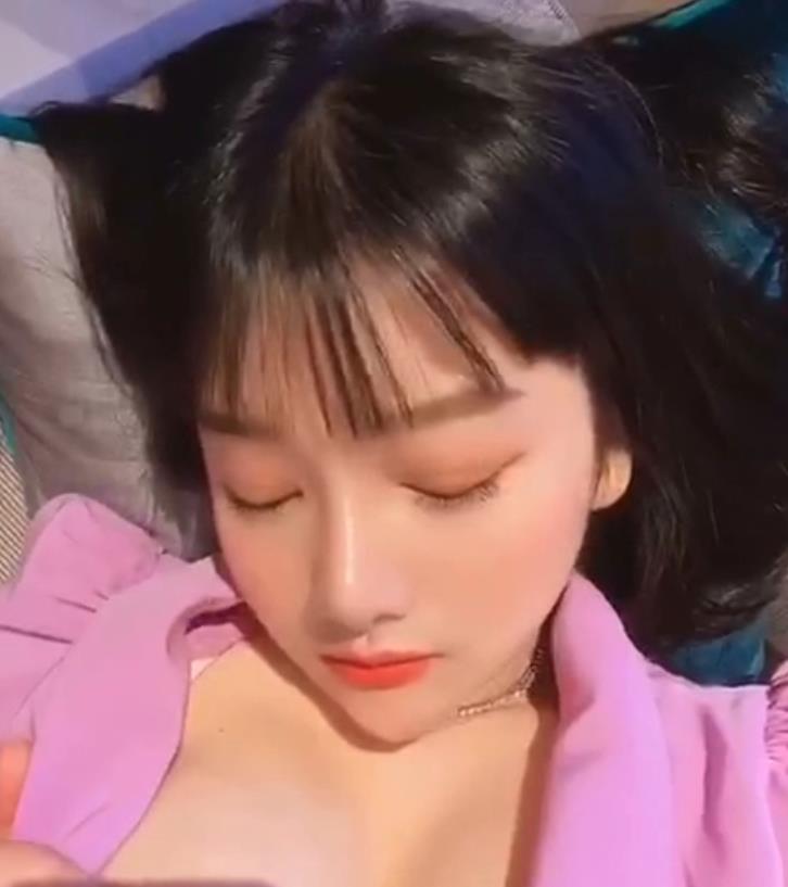 福利姬抖音监禁小尤奈最新合集多V12G,广州漫展裸COS爆红