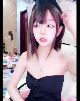 快手嫩模莉妍妍最新合集10V3.4G，超美自拍道具秀