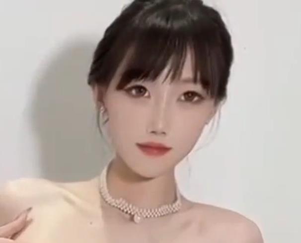 抖音经典剪辑糖心传媒最新合集1V347M，老资源，时长24分，观看下载，表情丰富