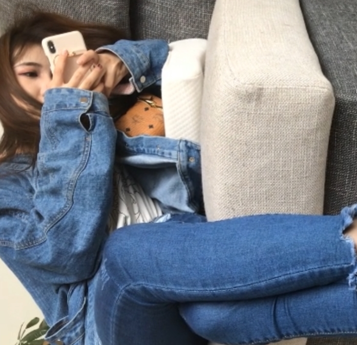 1.35G91探花神秘情侣私拍外流108部超感觉合集