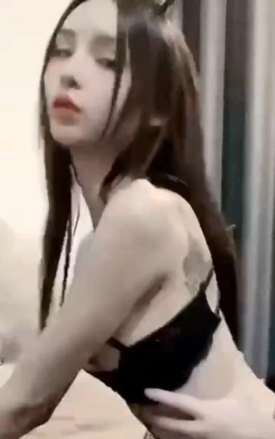 ONLYFANS纽蒂甜蜜双人59部6G珍藏版