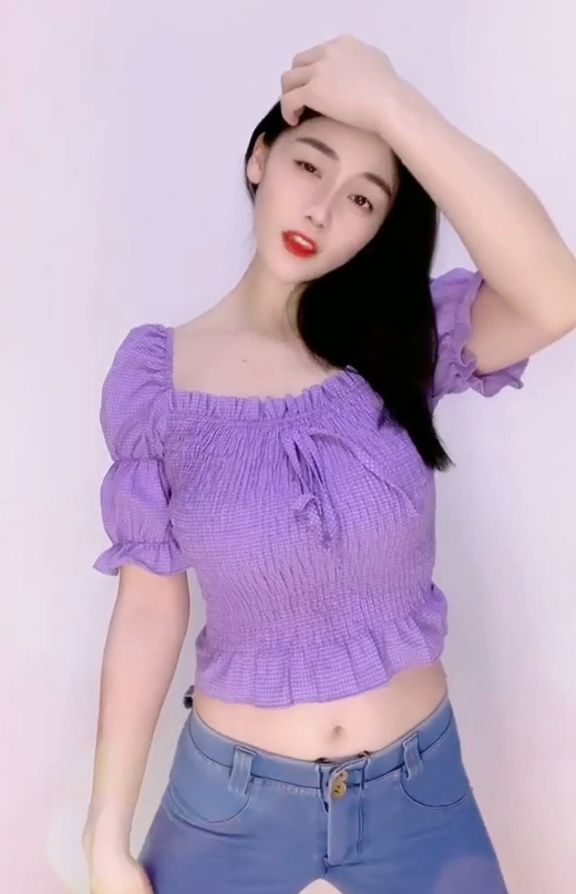 萝拉小妖精34部快手表情帝顶胯合集628M粉丝福利撩人