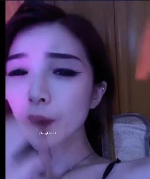 炙热抖音小蔡25V723M亲密合集