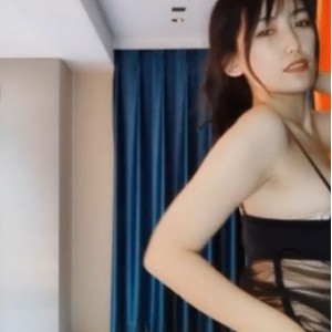 小小酥居家御姐31部35G馒头福利