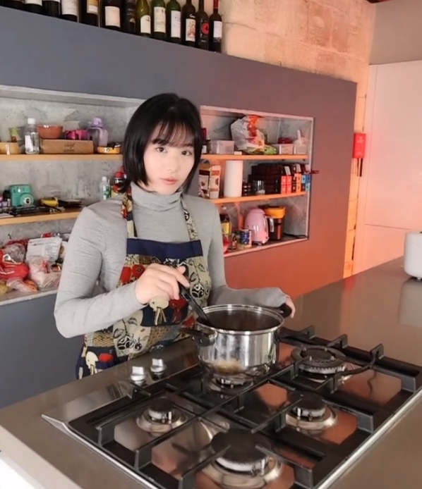 香蕉妹性感合集推特25部505G太火爆