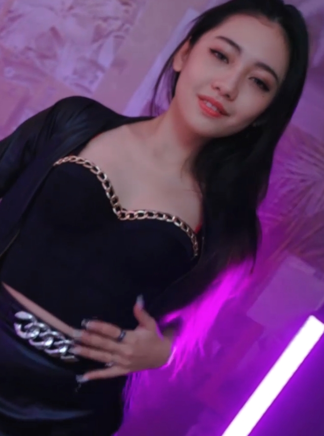 夏暮光火热作品集11部6.45G网络