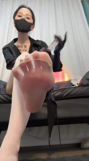 推特玩物晚晚精选视频22部10G超值珍藏