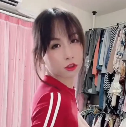 推特伪娘TS御姐钢管舞合集108V10.4G优质