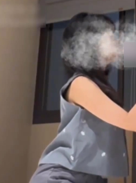 91jamal060913大神实战视频合集17部59.2g人身材诱人