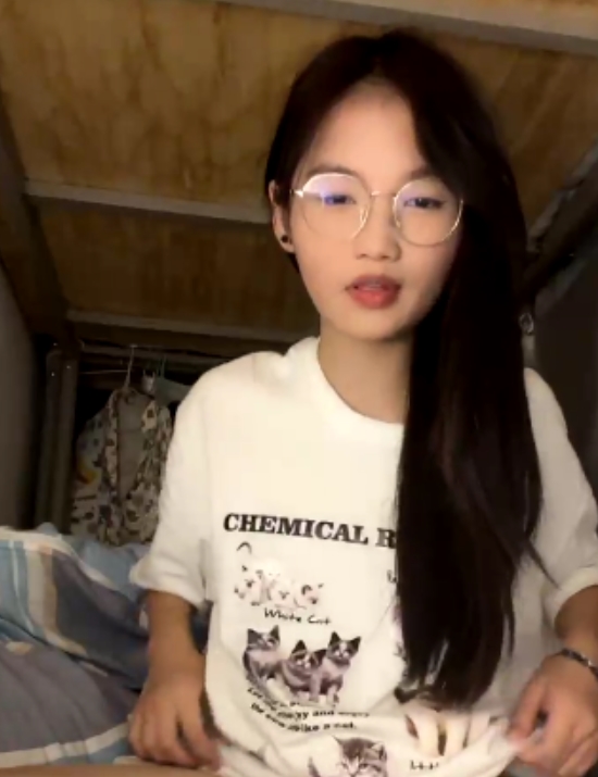 十四诗宿舍狂欢实录138部118G眼镜妹绝了