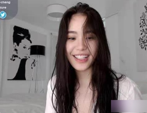 OnlyFans李常热舞视频合集88部50G东南亚风情