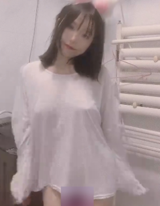 快手周周乖崽童颜大罩杯少女视频22部125M珍藏版