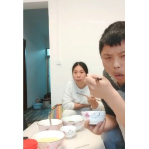 成都小姨三人游互动视频合集20部9G超火辣