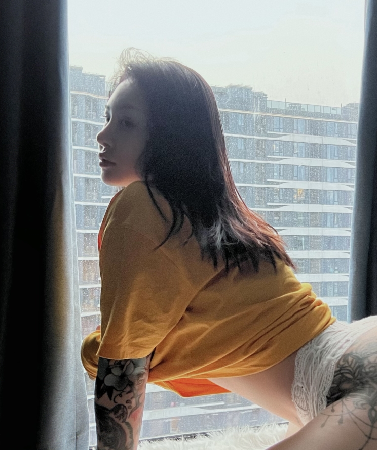 微密圈宋昱欣三人游视频合集9V1.34G珍藏版