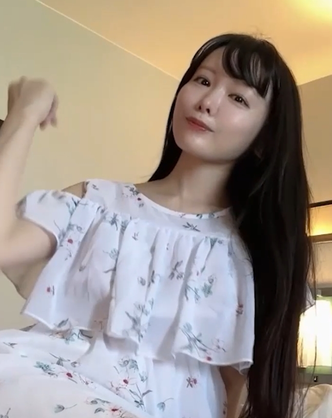 推特美妙女神塞子闪灯指教合集88部50G超感觉