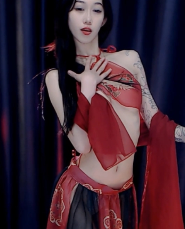 苏曼虎牙闪现定制37部7.7G腰臀杀器