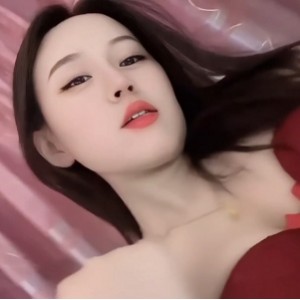 鱼姑娘蜜桃臀热舞700M+快手御姐10部优质顶胯合集绝绝子