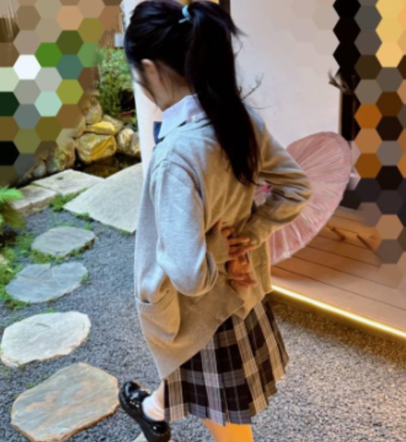 海角思考自己妹妹乱来视频23G大包血脉喷张