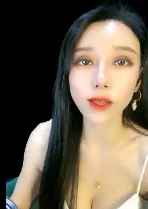 某鱼小阿水艾薇儿双号直播合集88V180G珍藏版