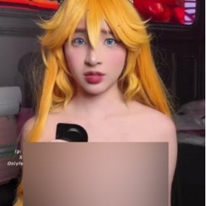 玉美琳OF私拍合集50部1.7G太丰满了