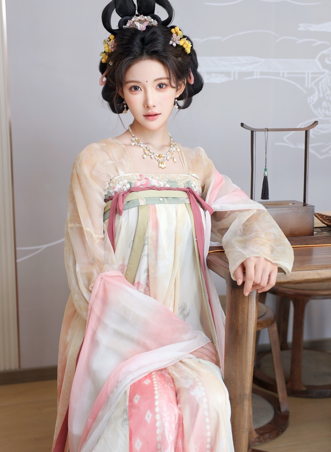 梨霜儿优质秀人网私密合集8部36G