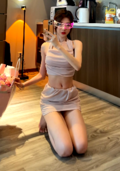 微圈黎允熙私享37套7.35G绝密档案