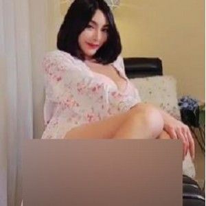 谭晓彤模特日常实拍私藏28部96G首度外流