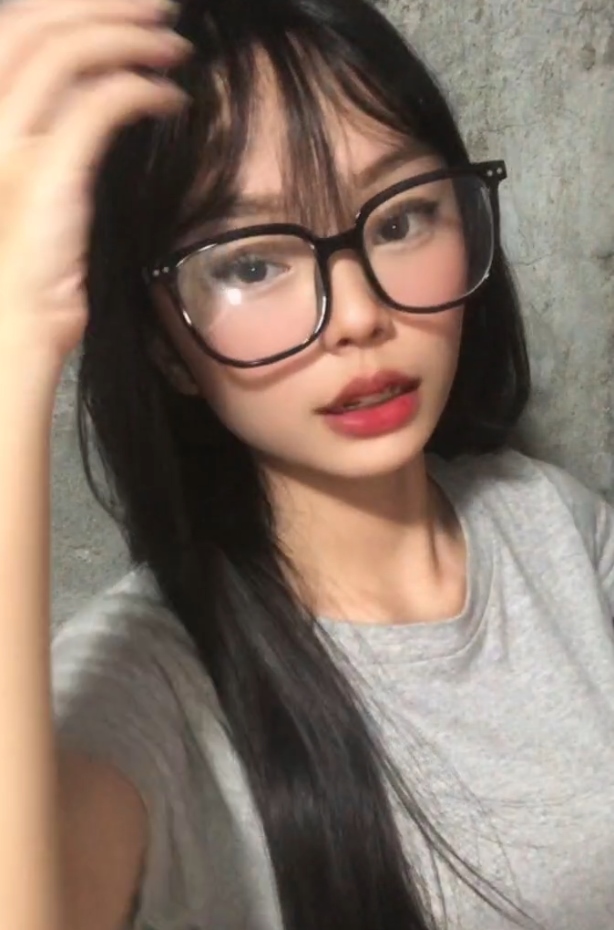 推特ate.peyt4私房视频27部1.29G呐喊