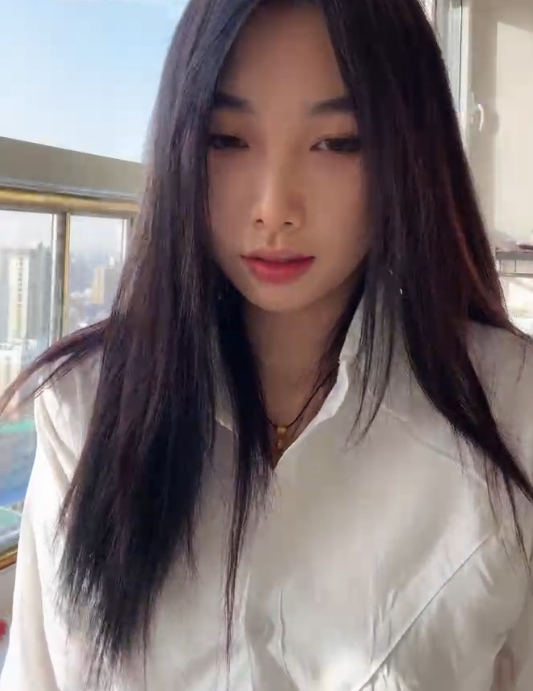 推特小X大王丝足羞辱53部21.4G精品展示