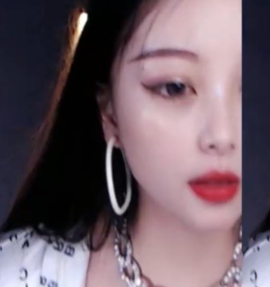 斗鱼皮卡欣儿定制舞蹈14部454M黑丝诱惑