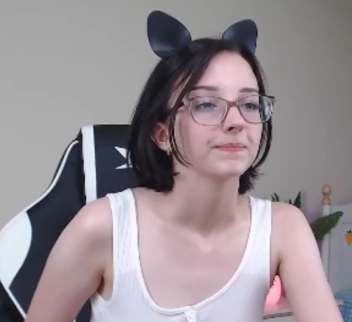 甜美作品Queen_kitty合集94部54.5G真诱惑