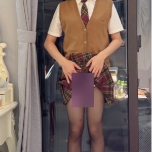 CD小薰伪娘销魂视频354部62.47G合集