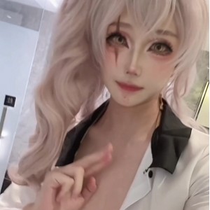伪娘婉莹万圣节小恶魔1V546MB推特展示