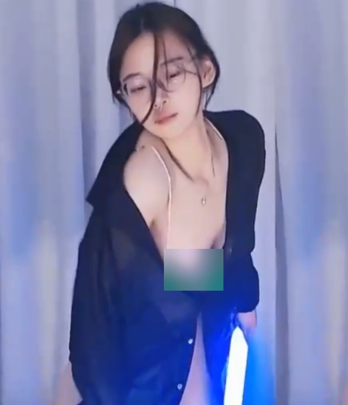 太顶了7879哎哟CC定制热舞3V200M