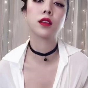 快手优质社保姬绝美成熟妻子（林雨馨）超有尺度合集