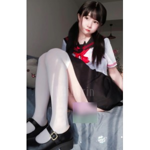 娇小萌妹loliburinof新作合集8V323MB太青涩了