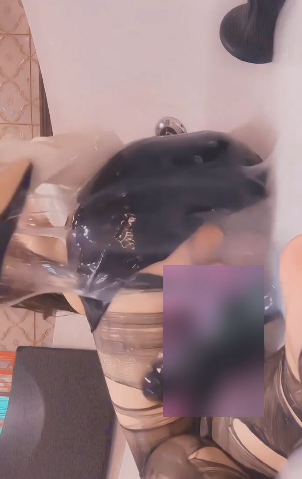转载搬运三个橙子酱伪娘湿身扩径视频1部492MB太魅惑