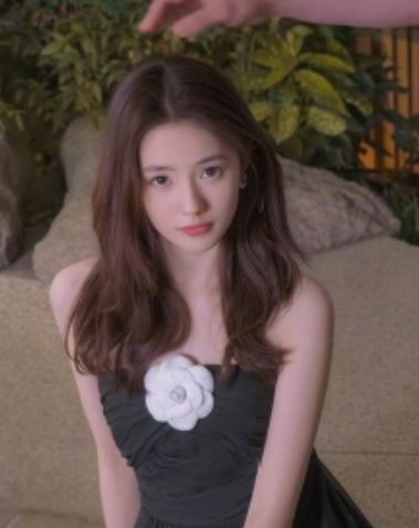 杨幂迪丽热巴AI推演私密视频222部292M太炸裂