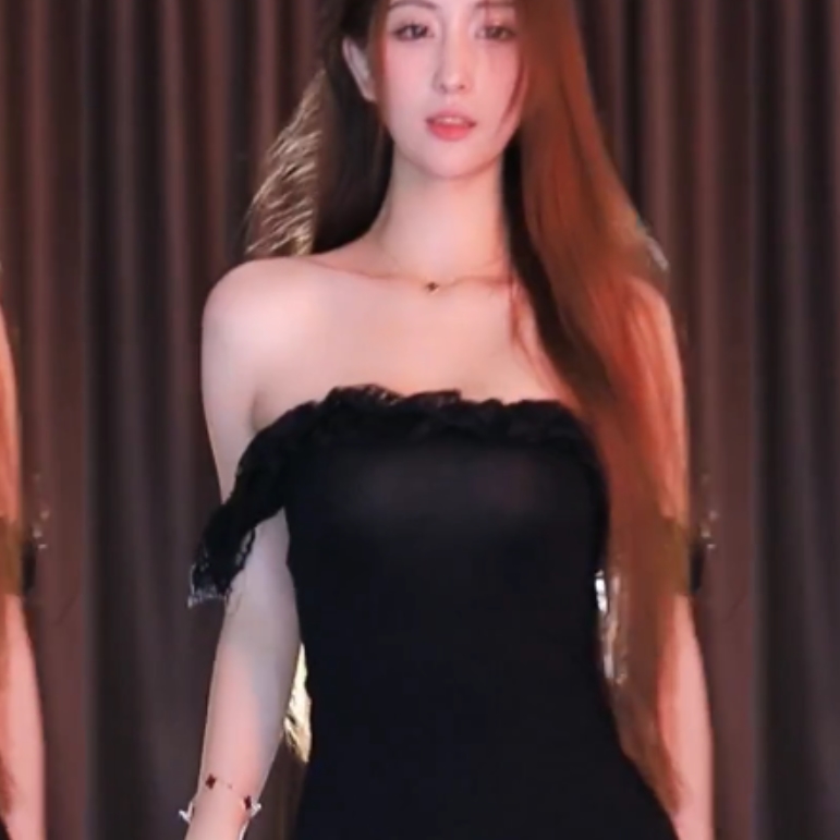 虎牙苏樱热辣小合集五部646M舞姿扭动绝了